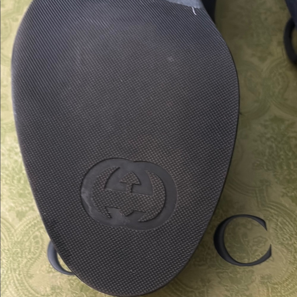 Gucci Men's Black Suede Oxfords - Picture 6 of 8